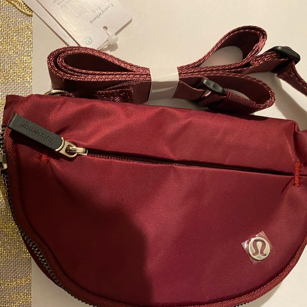 Lululemon Athletica Burgundy Crossbody Bag NWT